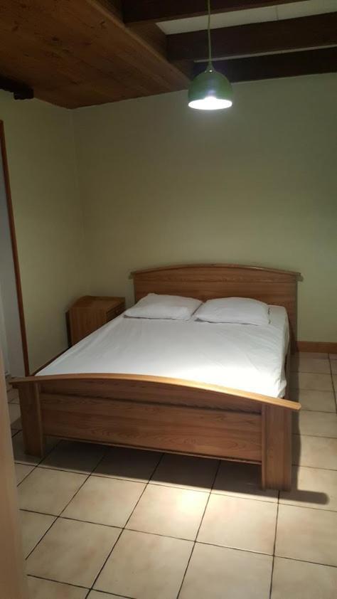 Le Repaire Du Deux Roues Apartment Saint-Sauveur  Ngoại thất bức ảnh