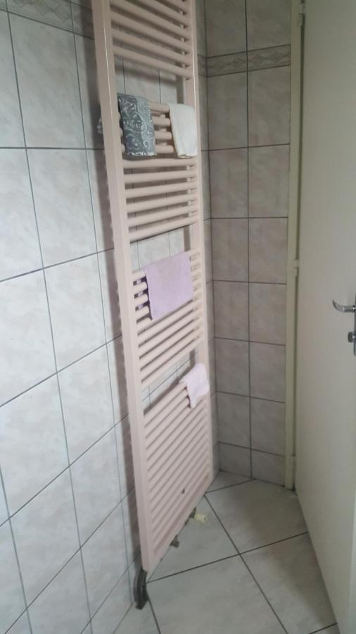 Le Repaire Du Deux Roues Apartment Saint-Sauveur  Ngoại thất bức ảnh
